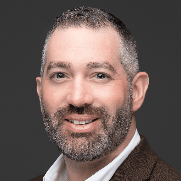Spencer Linsell headshot